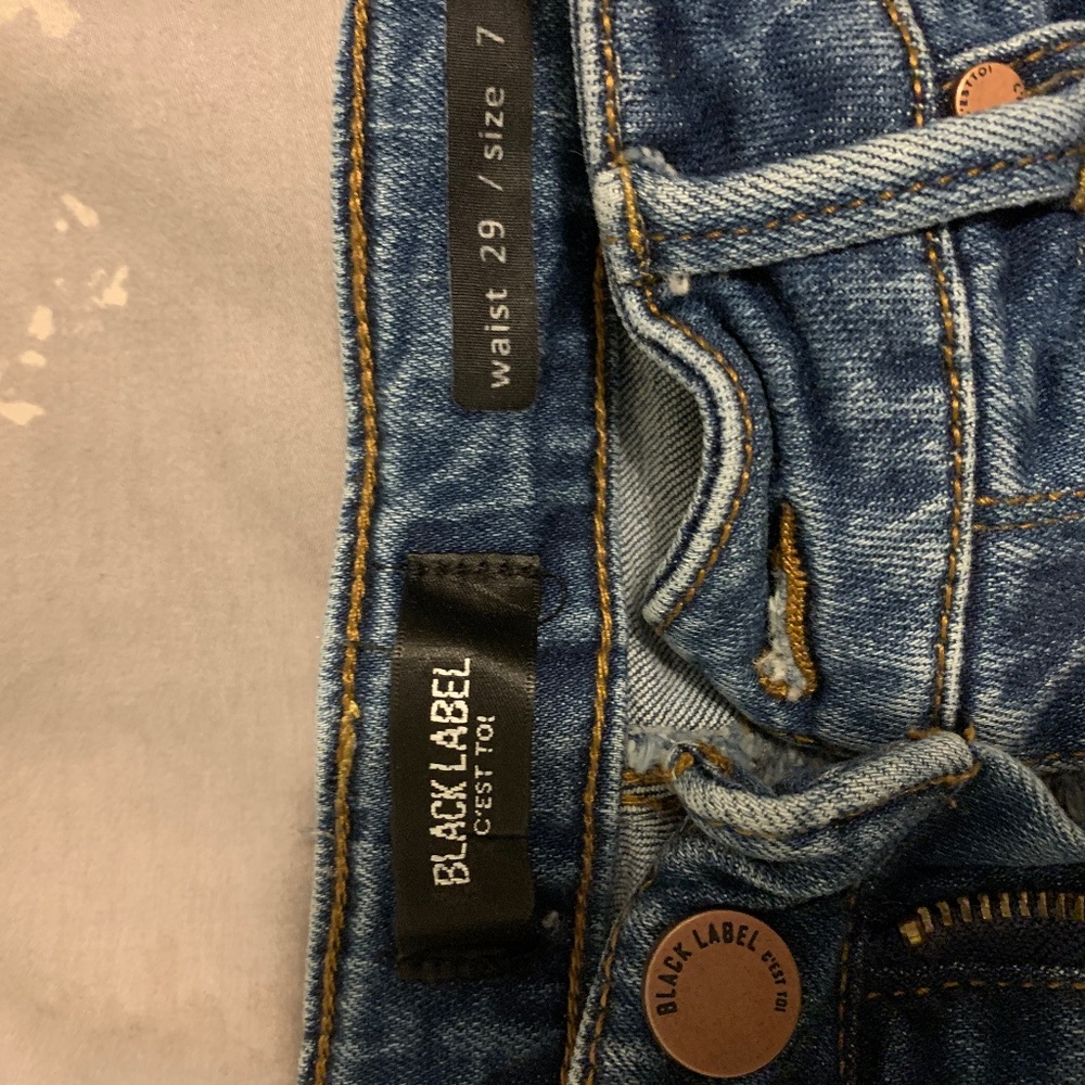Black label size 29/7